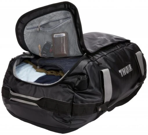 Thule Chasm Reistas L-90L - Zwart -Mode Bagage Winkel 1200x1096 1