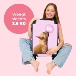 NoBoringSuitcases.com® Kinderkoffer - Hond - Dieren - Kauwgom - Roze - Kinderen - Trolley Kinderen - Past Binnen 55x40x20 Cm En 55x35x25 Cm - Reiskoffer Met Wielen - Koffertje -Mode Bagage Winkel 1200x1200 390