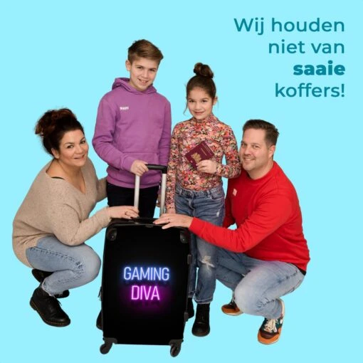 NoBoringSuitcases.com® Koffer Groot - Gaming - Quotes - Neon - Gaming Diva - Vrouwen - Trolley Koffer Met TSA-slot - Met Wielen - 90 Liter - Reiskoffer - 66 Cm -Mode Bagage Winkel 1200x1200 545