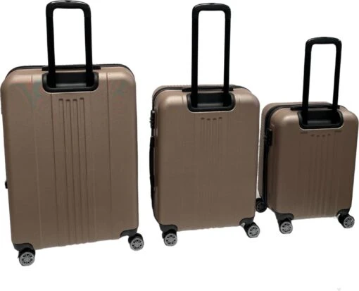 Ganz-Kofferset-3-delig-Taupe-Abs-Lichtgewicht-Trolley -Mode Bagage Winkel 1200x971 1