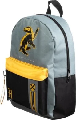 Warner Bros - Harry Potter Hufflepuff - Rugzak - Geel - Hoogte 41cm -Mode Bagage Winkel 763x1200 2