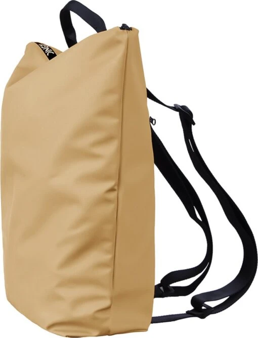 Dingy Weather - Rugzak Unisex - Model Olga - 20 Liter - Goud -Mode Bagage Winkel 915x1200 1