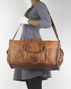 Merkloos Reistas Van ECHTE LEER - Sporttas - Weekendtas MALAGA Echte Leder - Cognac Bruin -HANDGEMAAKTE VINTAGE STIJL Duffel Tas -Mode Bagage Winkel 953x1200 1