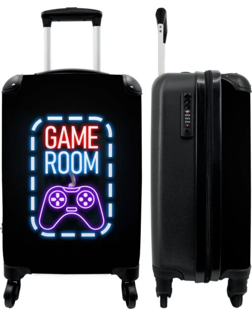 NoBoringSuitcases.com® Koffer - Trolley Op Wieltjes - Neon - Game Room - Tekst - Controller - Zwart - Reiskoffer - Past Binnen 55x40x20 Cm En 55x35x25 Cm - Koffertje - Trolley Handbagage -Mode Bagage Winkel 978x1200 1